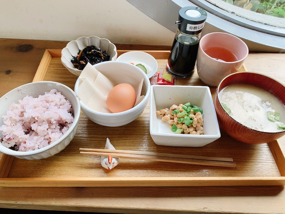 Ăn sáng với Natto