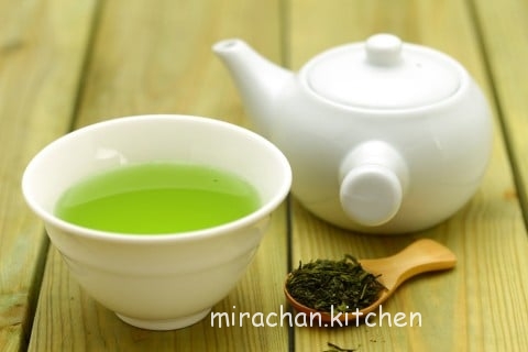 mang thai có nên uống trà xanh